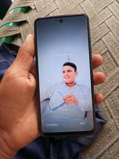 all ok ha box sath ha charger bi ha