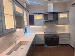 Carpenter/Kitchen