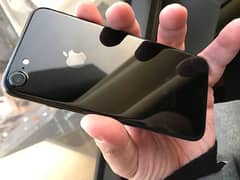 iPhone 7 for sell 10 by 10 condition