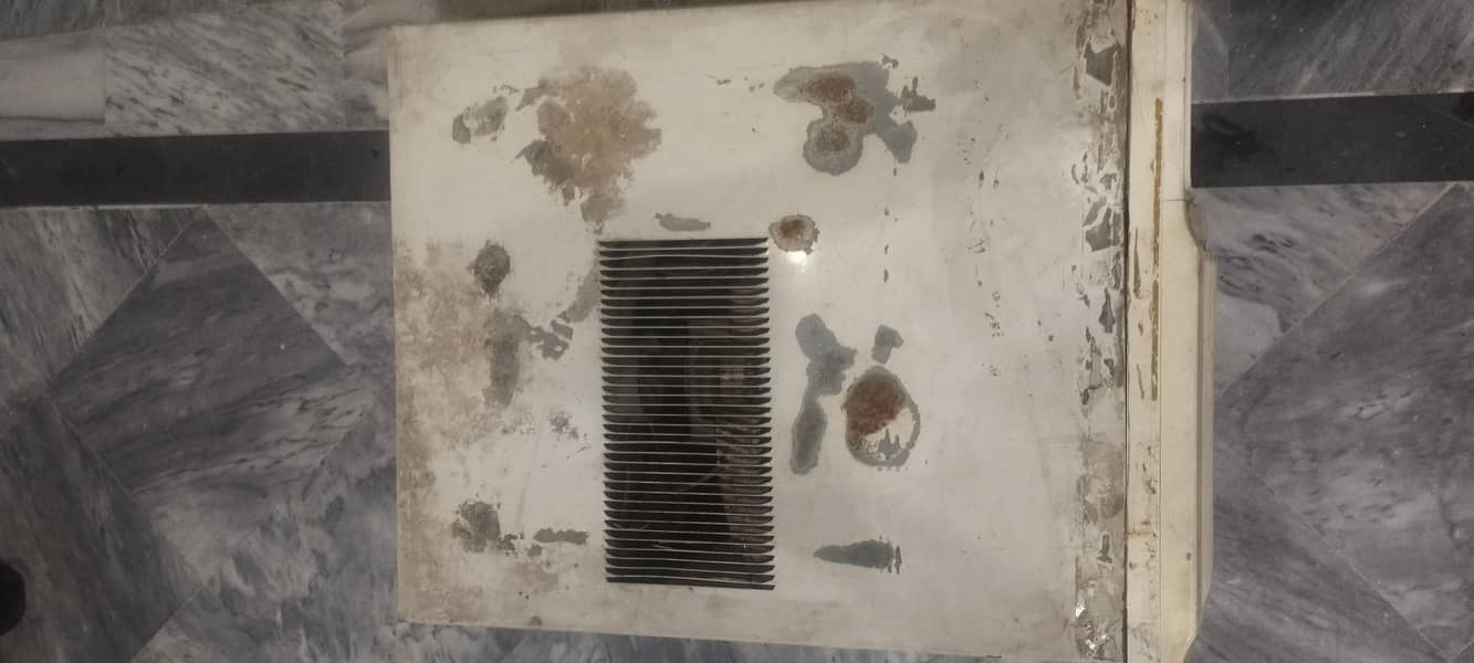 window AC. 5