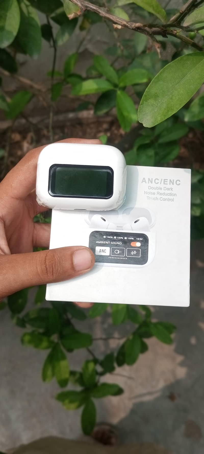 Airpods a10 pro only like a new with out any problem 1