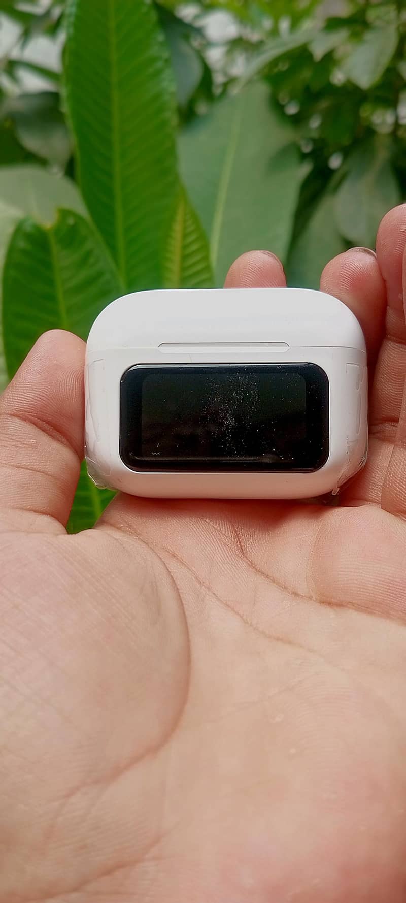 Airpods a10 pro only like a new with out any problem 2