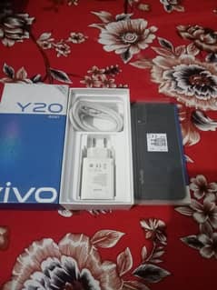 vivo y20 10/9 box and chager 4/64
