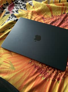 Macbook air M2 14"