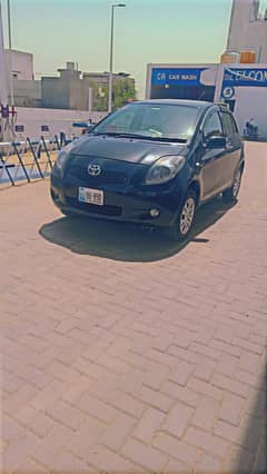 Toyota Vitz F 1.0 2012