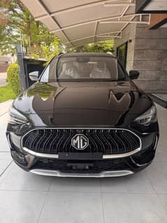 MG HS PHEV 2025