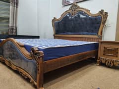 Luxury Bed set Brand new not used Cinyoti Style without mattris (call)