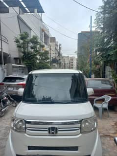 Honda N Box Custom 2015