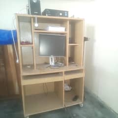 computer table urgent sale