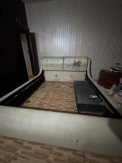 King Size Bed For Furniture Person