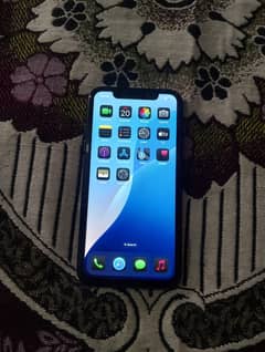 I fone xr all ok 10 by 10 urgent sall
