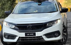 Honda civic. Whatsapp no 03016678469