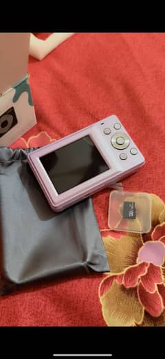 Digital camera
