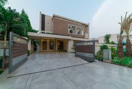 Modern Design 1 Kanal House at Prime Location