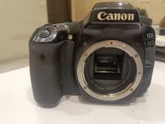 Canon 80D with Sigma DC 17–50mm lens