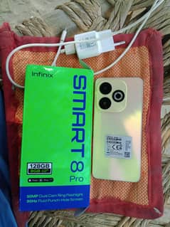 Infinix Smart 8 pro 8/128