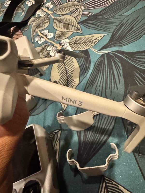 Dji Mini 3 drone with Rc controller 0