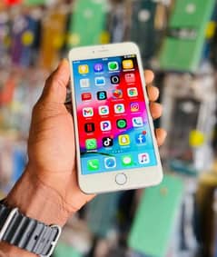 Iphone 6 s puls 128 GB my WhatsApp number 0341*15*94+804