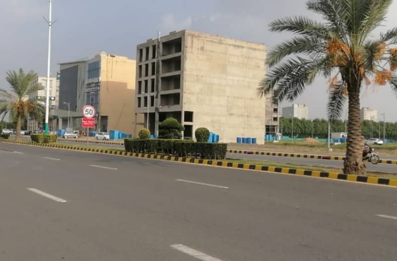 DHA Phase 7 Beautiful Location Plot Direct Approach Of Main Double Digit 3