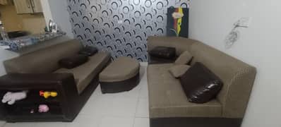 L