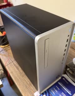 Open Box, Desktop PC Intel Core i5 with Dell 22 inch LED