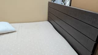King size bed with mattress