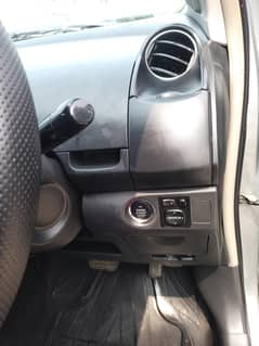 toyota vitz  2010/2014 push start