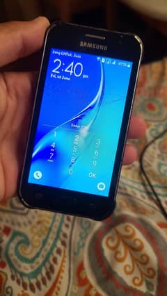 Samsung Galaxy j1