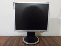 Samsung Monitor sync master + viglen keyboard
