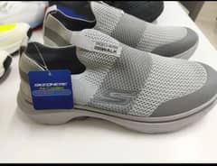 Sneakers Skechers Dubai import