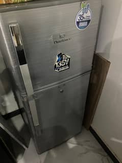 Dewlance 9122 LVS R used Fridge (as good as new)