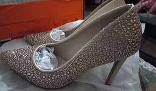 golden heels