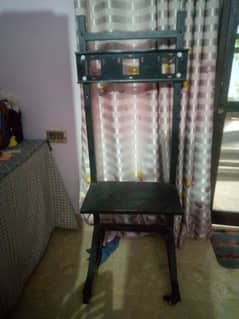 lcd stand in metal with lock wheel