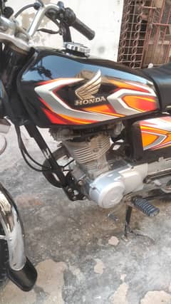 Honda CG 125 2022 Karachi