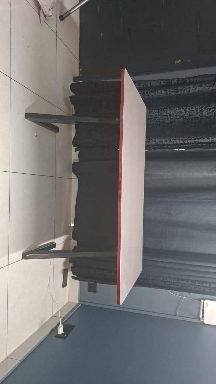 computer table 0