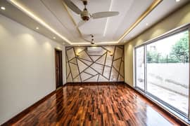 1 KANAL LOWER PORTION FOR RENT TOP OF THE LINE LOCATION