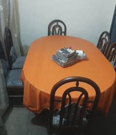 Dining table for sale