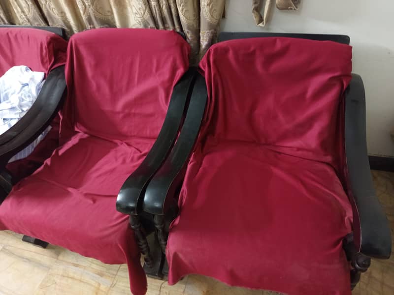 wood Sofa Set  7 seated With Table 1