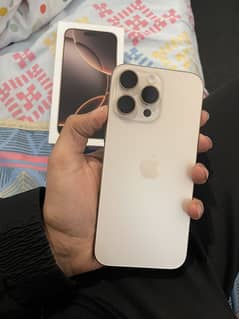 Iphone 16 pro max / icloud locked / for parts