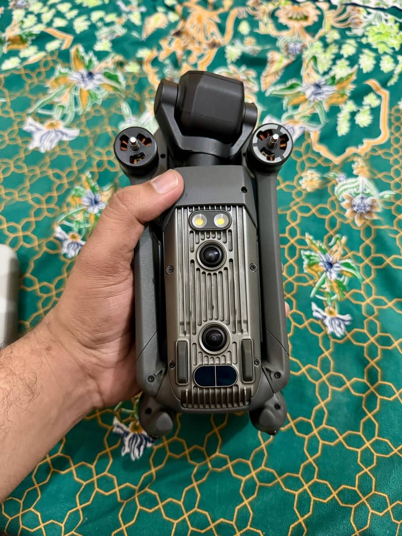 DJI mavic 3 only bird & remote complete add read kro phla 2
