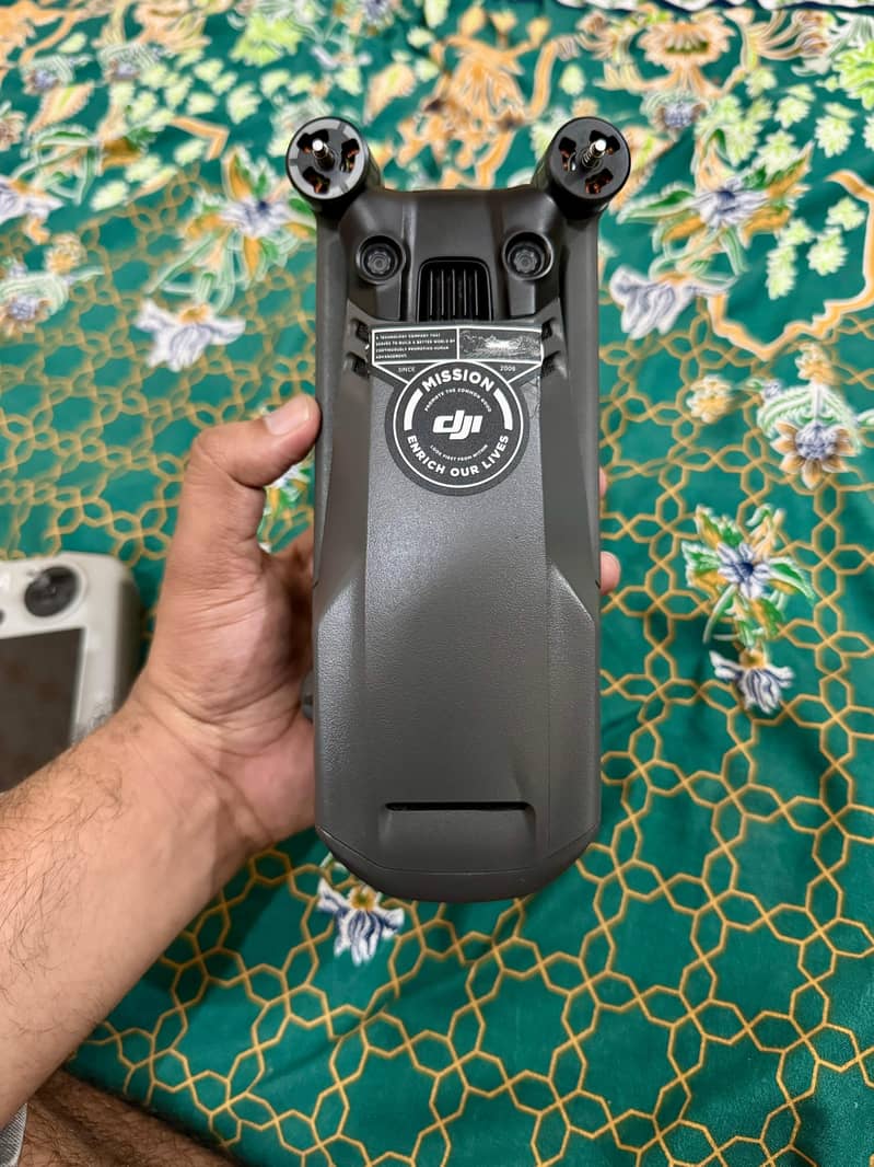 DJI mavic 3 only bird & remote complete add read kro phla 3