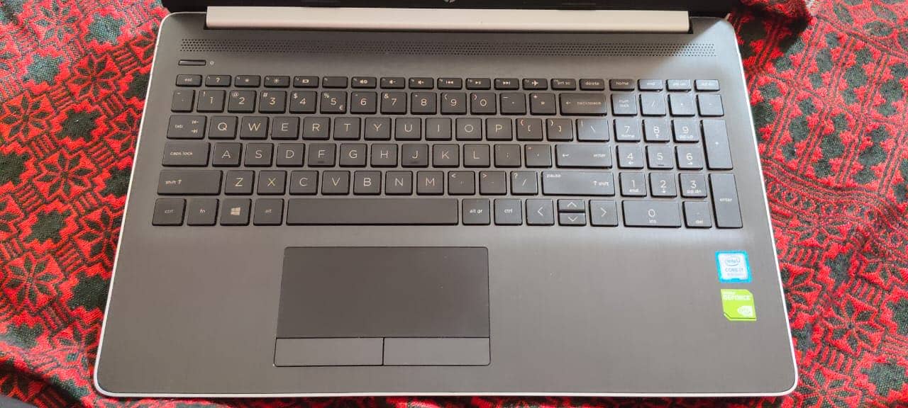 Hp Laptop 15 i7 8th gen 5