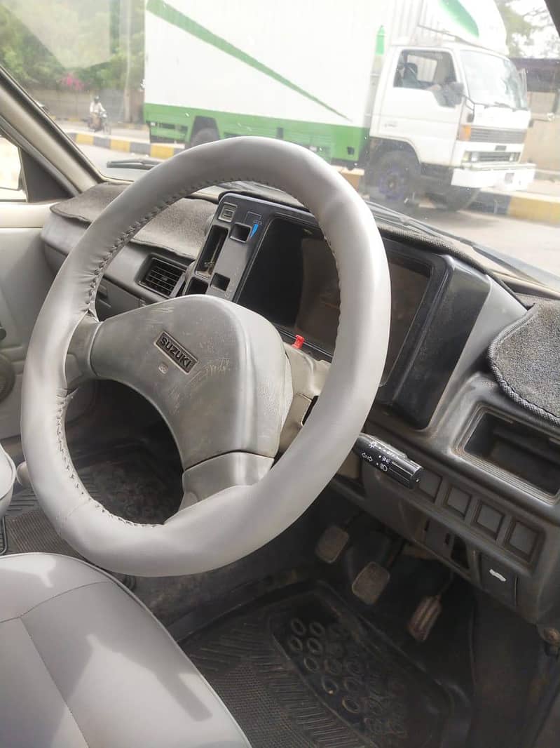 Suzuki mehran 2016 3