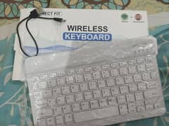 BLUETOOTH KEYBOARD