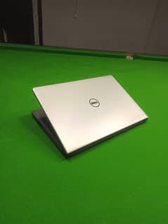 Dell C i7-6th Gen 16GB RAM SSD 256GB Face iD Redeon 4GB Card Dadicated