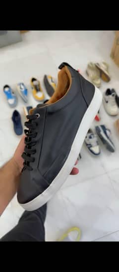 Zara Man Black Minimal Sneakers