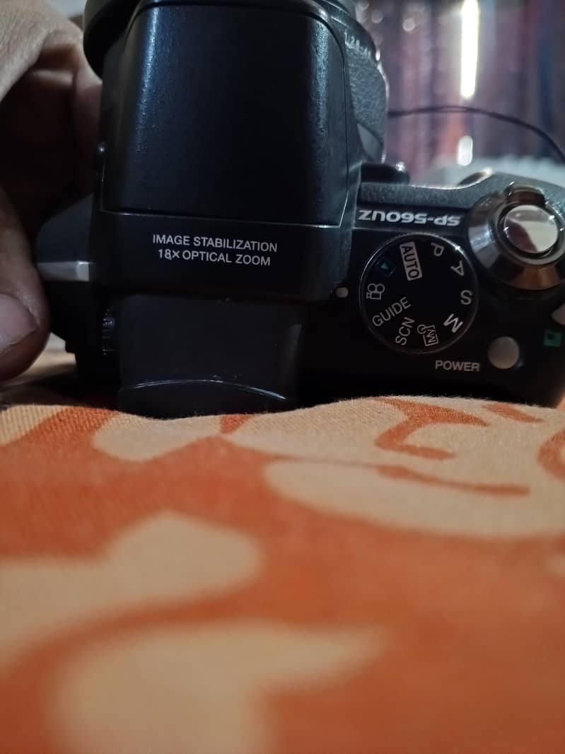 Camera 16