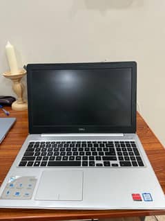 Dell Inspiron 15 series 5570