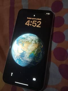 i phone XR for sale condition 10/8 face I'd ok hai  back crack hai