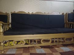 chanuti sofa. . . pora wood ka ha